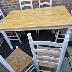 Dining Room Table 6 Chairs