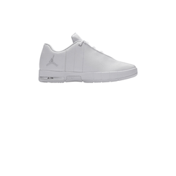 Jordan TE 2 low (gs) metallic white platinum size 4Y/4men/5.5wom sku#801732–111