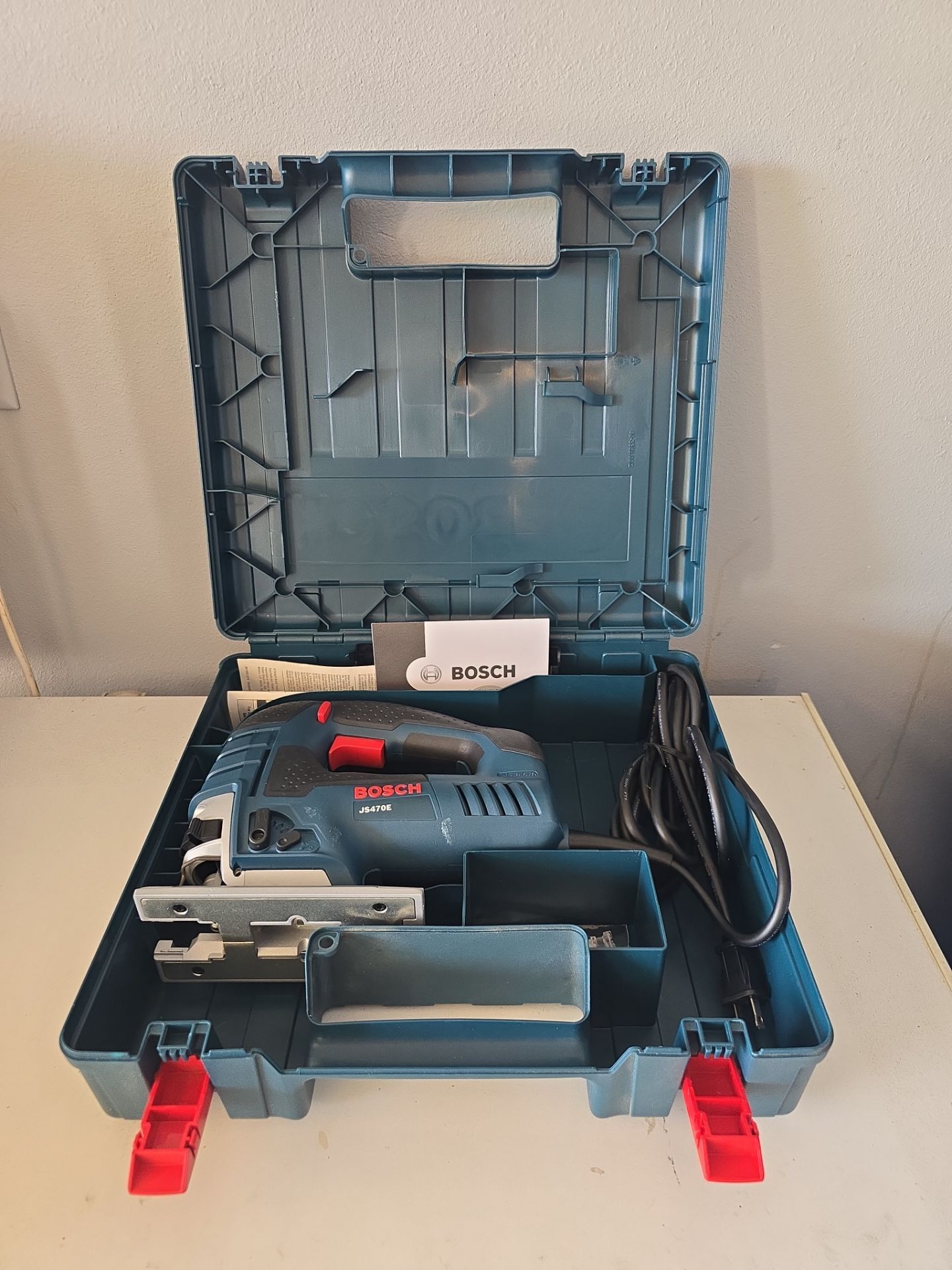 Bosch Top-Handle Jig Saw JS470E