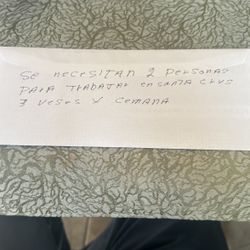 Se Nesesitan 2 Personas Para Trabajar En Santa Crus