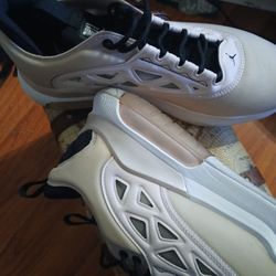 Nike Wmns Jordan Air Max 200 XX, specifically in the 'Barely Rose' 