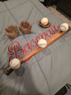Baseball wall decor