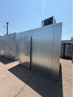 Walk-in cooler