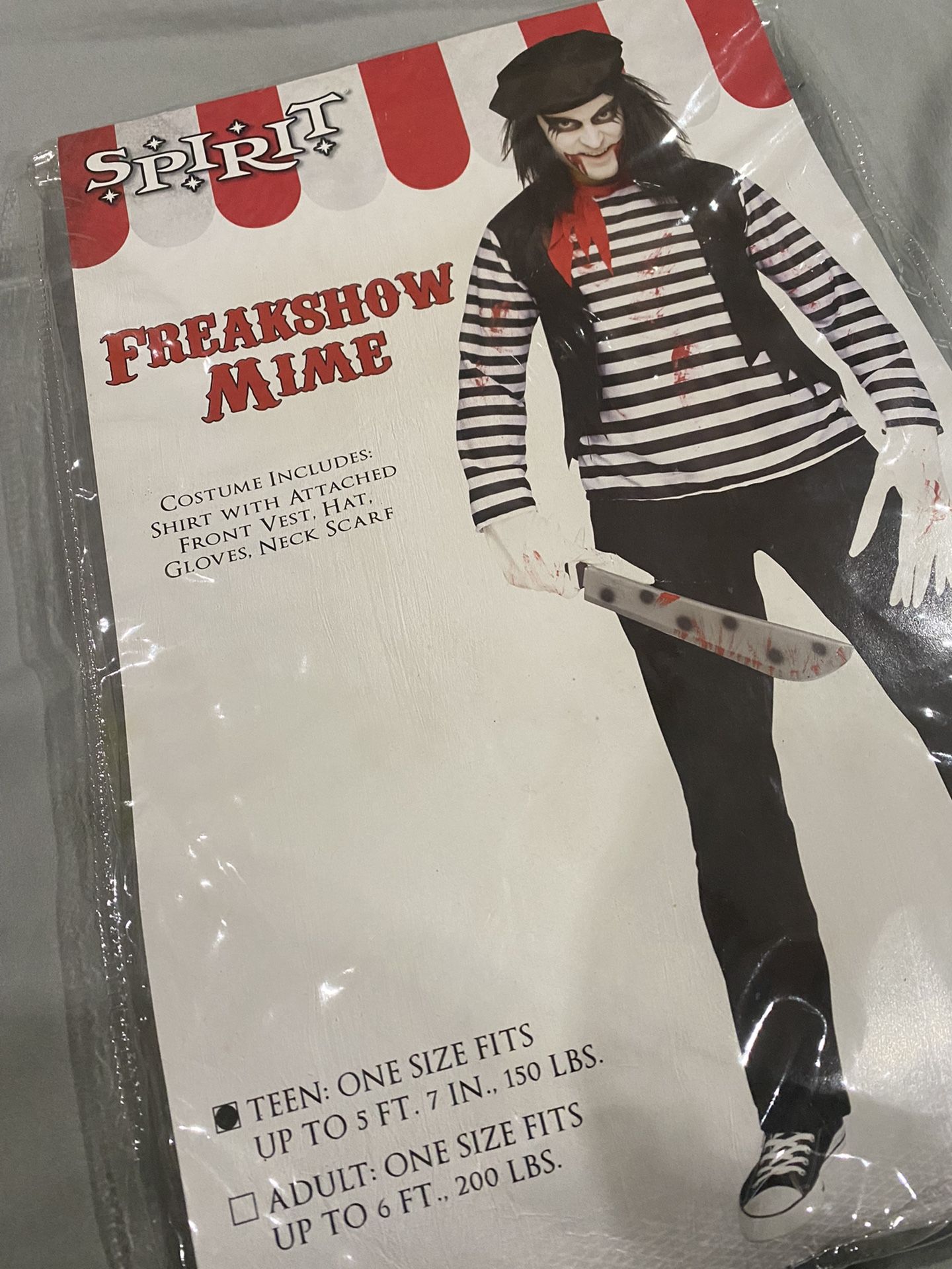 REDUCED $5 Teen-  Scary Mime Youth XL 