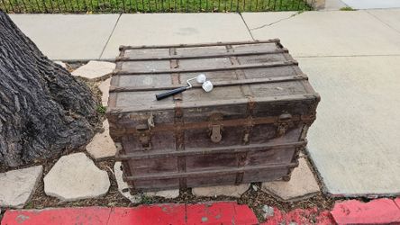 Vintage Trunk