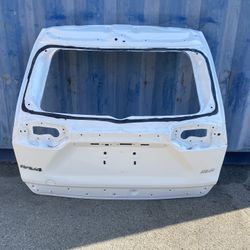 2019,2020,2021,2022,2023,2024 Toyota RAV4 Xle Liftgate