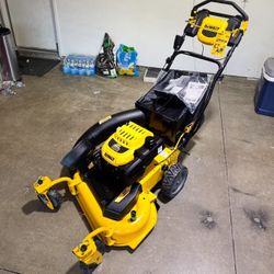Dewalt 28in Gas Mower 