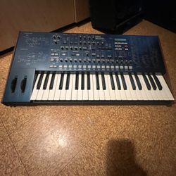 KORG MS2000 SYNTH
