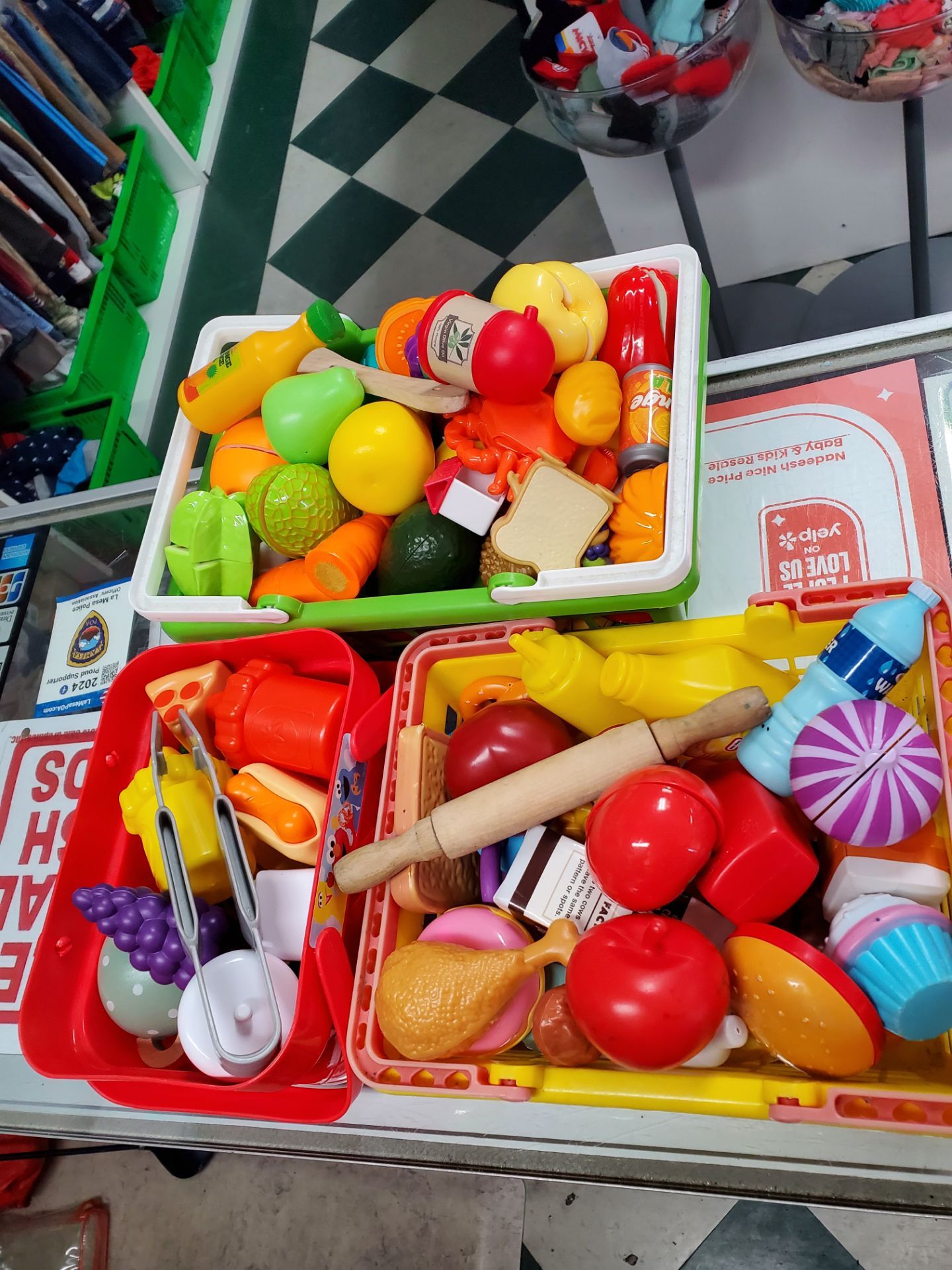Lot of Play Food/Toy