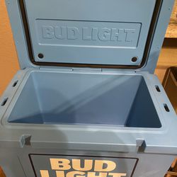 Budlight RTIC 52 Quart 