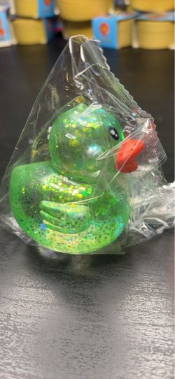 Toy rubber duck squishy