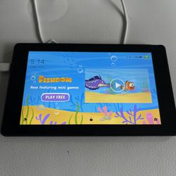 Amazon Fire  Tablet With Charger