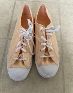 Size 10 - Converse Chuck Taylor All Star Low Optical Women Shoes