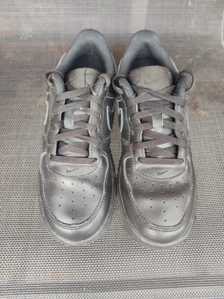 Nike Air Force 1s Low