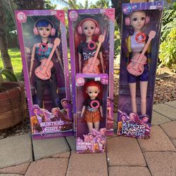 K-pop demon Hunter doll 22” tall with music 🎶