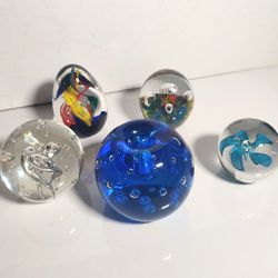 Collection Of Five Beautiful Glass Art Paperweight Most( Murano