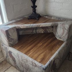 Corner Table/shelf