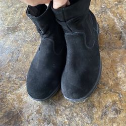 Wanderlust Womens Boston Suede Side Round Toe Ankle Winter Boots Shoes Sz 7 