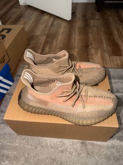 Yeezy 350 v2 Sand Taupe