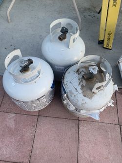 15 lb propane canister (multiple available)