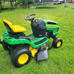 Riding Lawn Tractor 