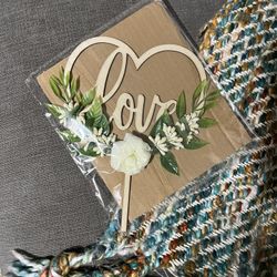 Love Cake Topper