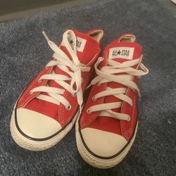 RED Converse  size 3 Youth 