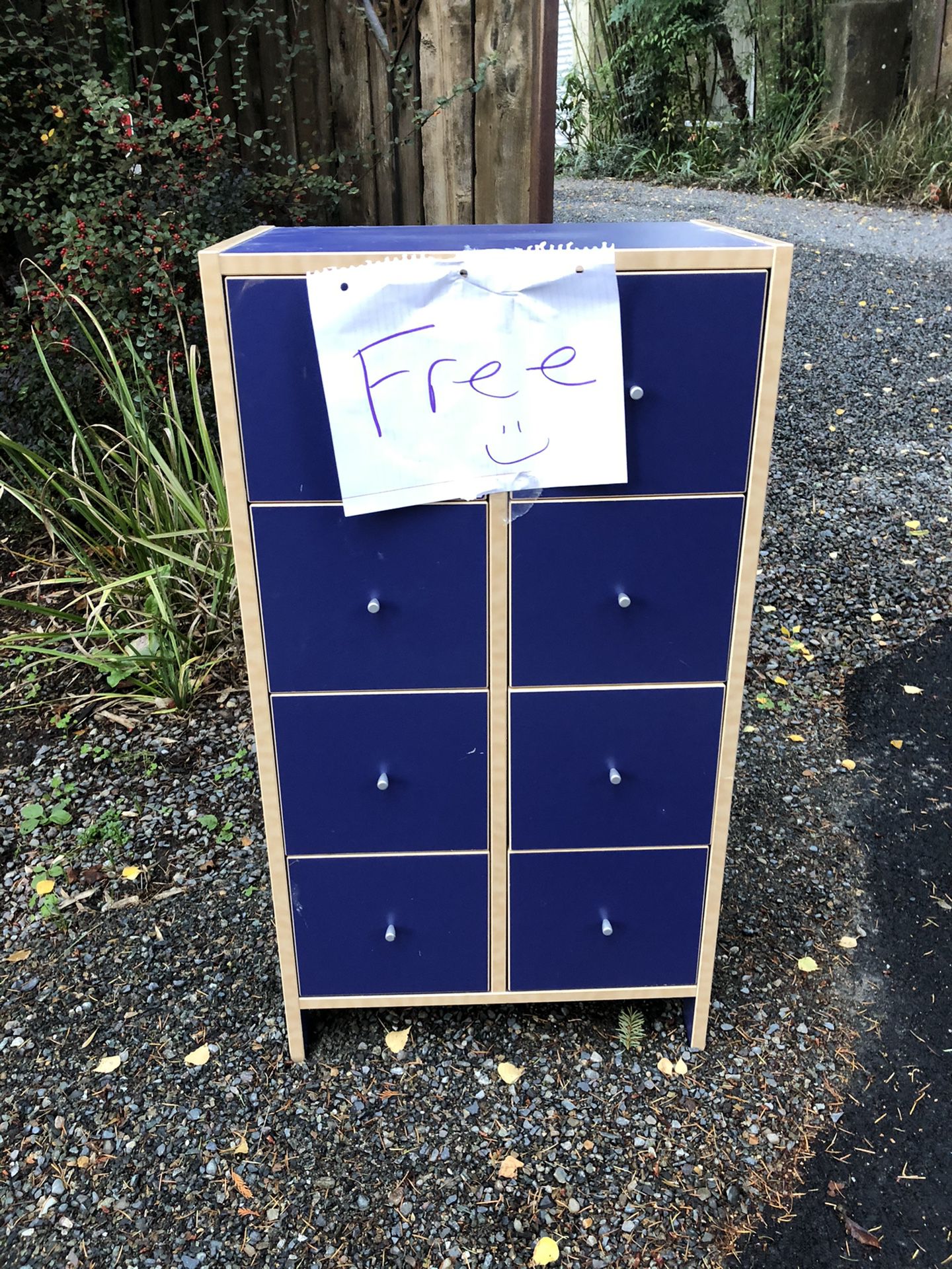 Free Dresser