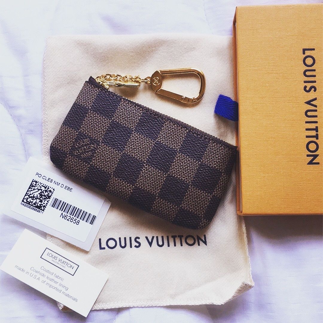 Louis Vuitton Key Pouch In Damier Ebene