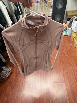 Lululemon Long Sleeve Athletic Top