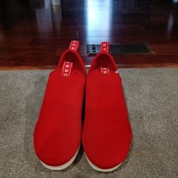 DKNY Slip-ons Size 10