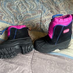 Snow Boots