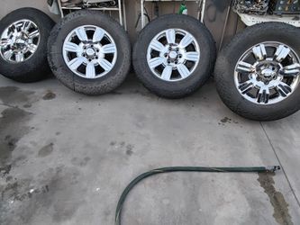 Rines cromados con llantas para ford f150 size 275 65 r18