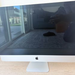 iMac 27 Inch With 5K Retina Display
