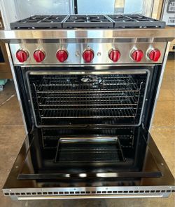 🔥 WOLF 36” PROFESSIONAL GAS RANGE – 6 BURNERS – $6,500 🔥