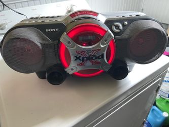 Sony XPLOD boom box