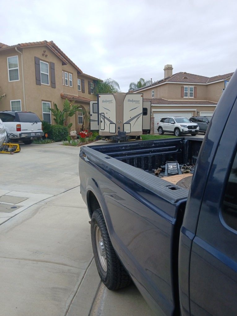 5th Wheel Bumper Pull Travel Trailer Toy Hauler
