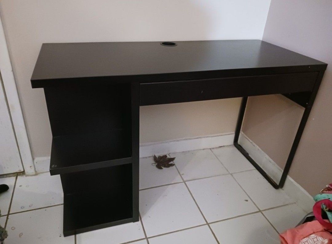Ikea Micke Desk w/side Shelving