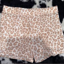 Women’s Medium Leopard Print Coslie Shorts 