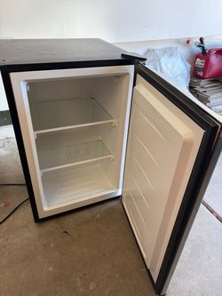 Mini deep freezer