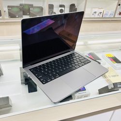 MacBook Pro M1 Pro 32gb Ram 512gb SSD 