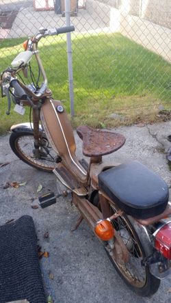 Gitane moped deals