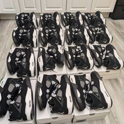 Air Jordan 4 White Thunder Sizes Available 