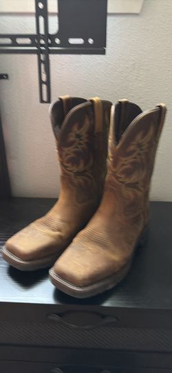 Brand New Size 10 1/2 EE Justin Boots
