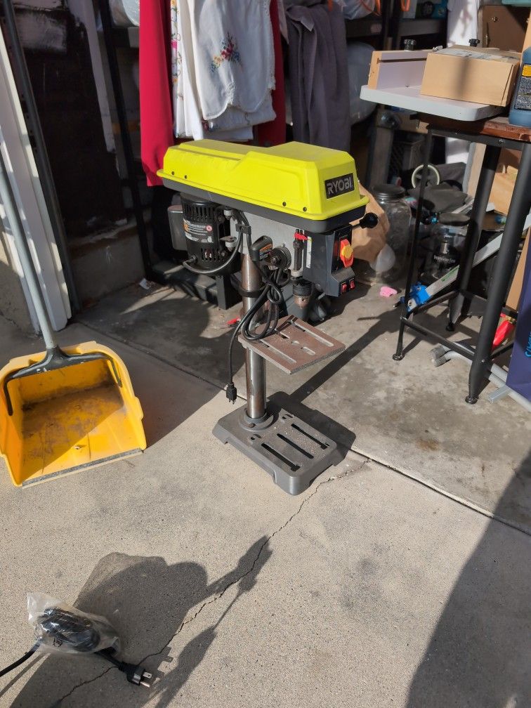 Ryobi Table Top Drill Press AMAZING CONDITION With Laser