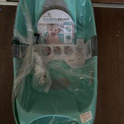 Brand New Baby Bath 