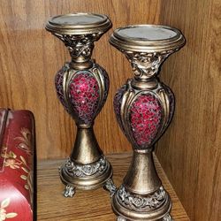 X2 VINTAGE ORNATE GOLD ANTIQUED BURGUNDY MOSAIC GLASS BLING FOOTED CANDLE PILLER HOLDER ACCENT TABLE DECOR DISPLAY CENTERPIECE KNICKKNACKS