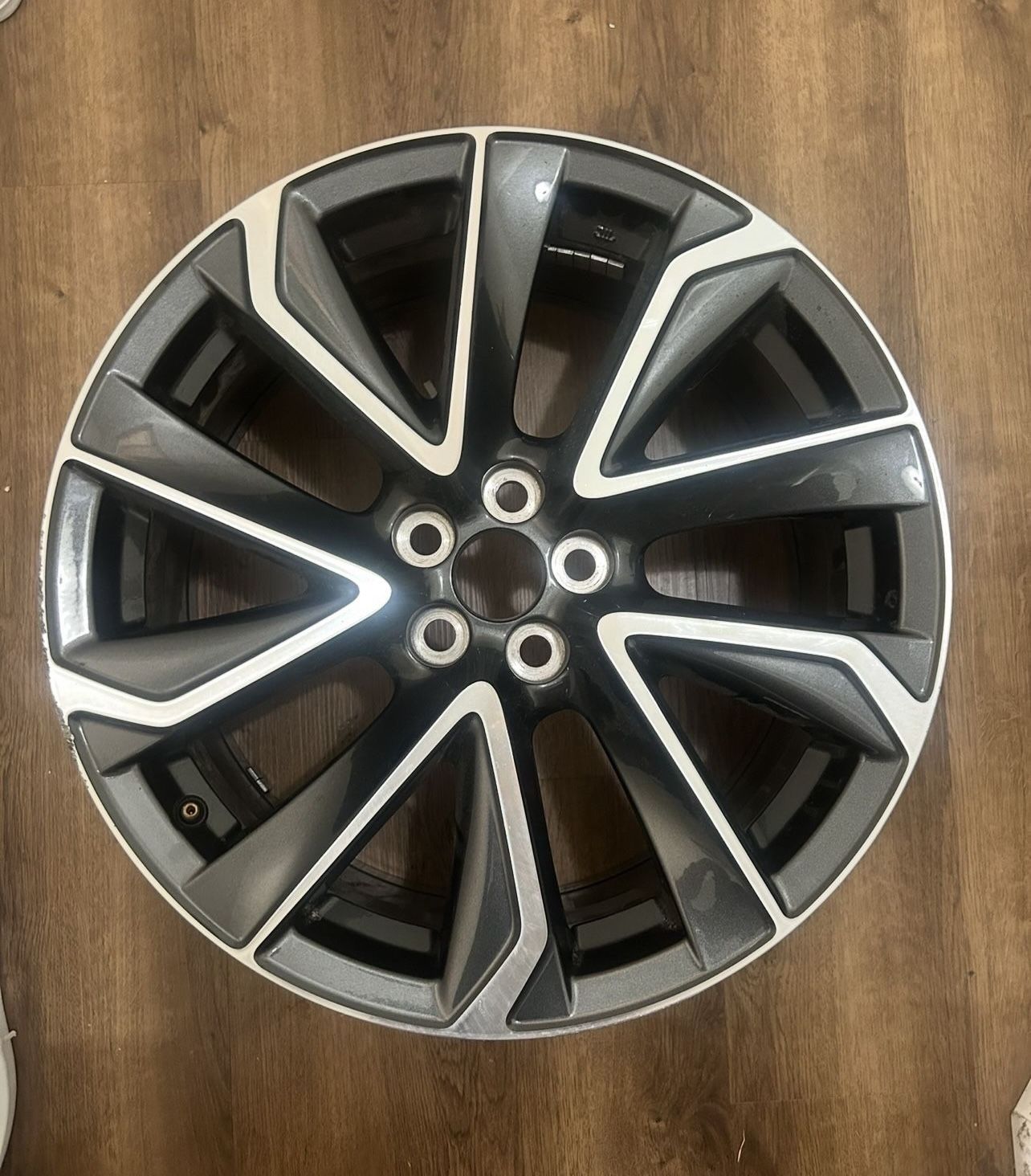 Toyota Corolla Aluminum Alloy Rim 19-24