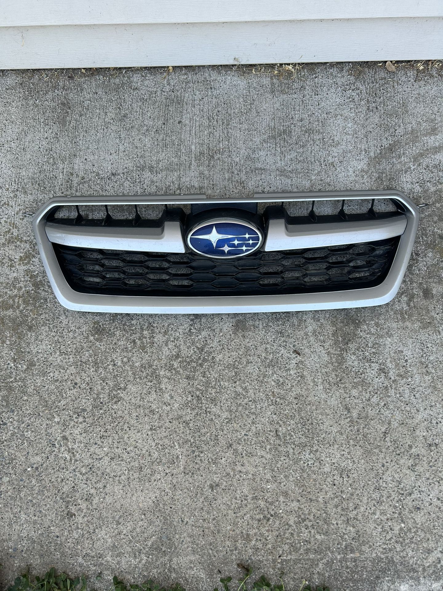2012 Subaru Impreza XV Crosstrek Front Grill