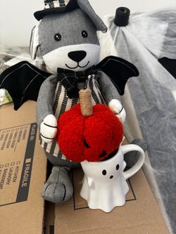 Halloween Decor